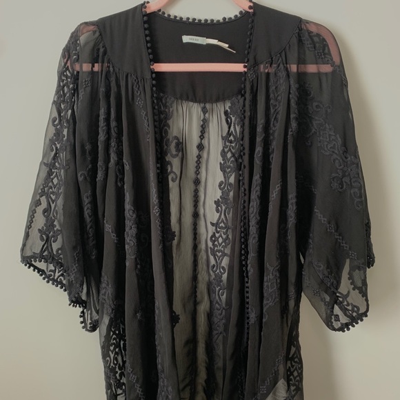 Flowy Kimono from UO - Picture 4 of 7